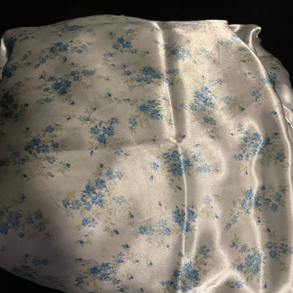 Laura Ashley Floral Satin full size Flat & Fitted sheet